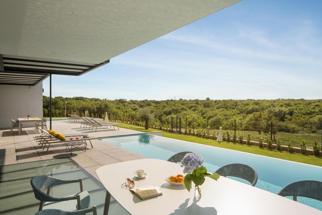 Design Villa Noble With Spa Bale Exterior photo
