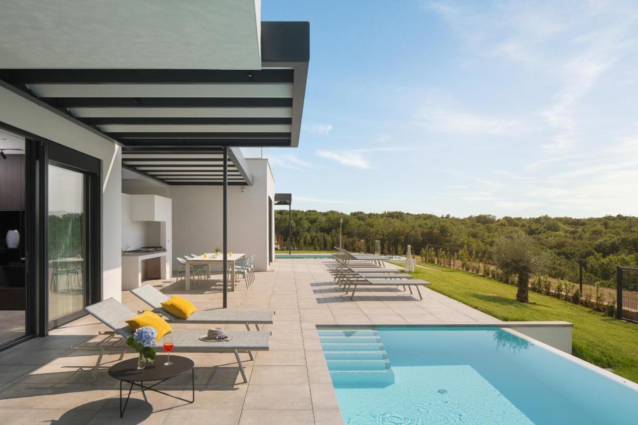 Design Villa Noble With Spa Bale Exterior photo